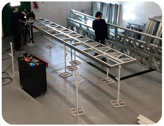 Fabricamos los perfiles y armamos los Paneles