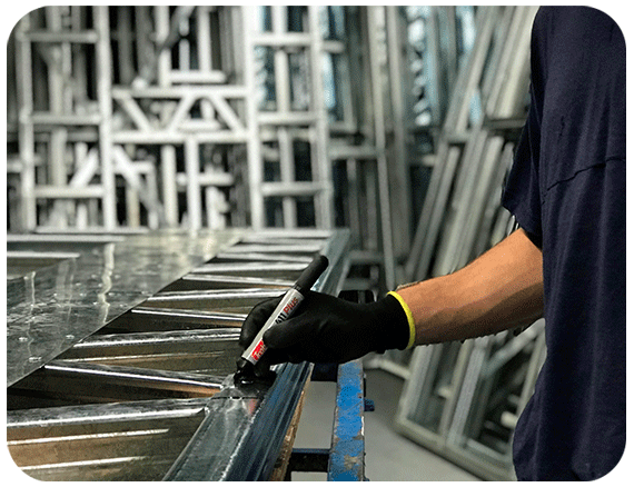 Fabricamos los perfiles.